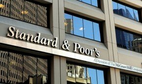 Агентство S&P понизило кредитный рейтинг Франции 