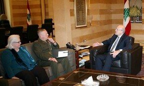Неожиданный визит американского командующего в Бейрут 