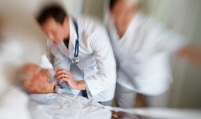 Британец после комы заговорил на чужом языке | Фото: Thinkstock