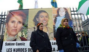 Турция требует от Франции разъяснить убийство женщин-курдок | Фото: AFP