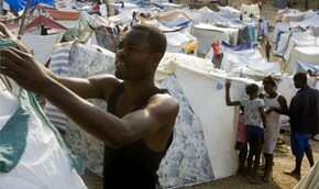 Гаити три года после землетрясения: люди живут в палатках | Фото: AFP