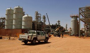 Алжир. На газовом объекте ранены заложники | Фото: AFP