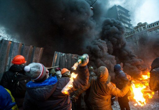 В Киеве могут отключить интернет, ТВ и мобильную связь | Фото: AFP