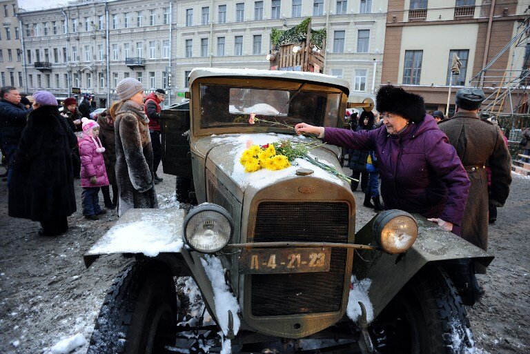 В Питере отмечают 70-летие снятия блокады | Фото: AFP