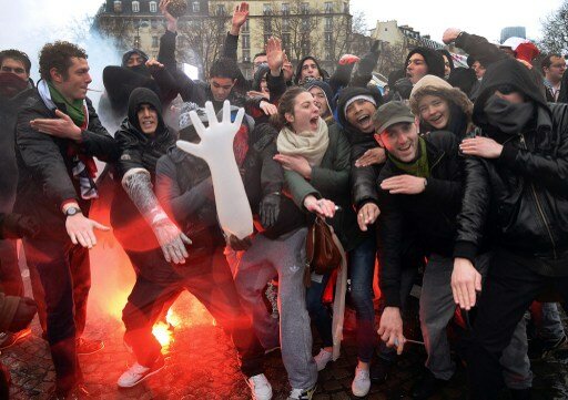 По улицам Парижа прошли антисемиты | Фото: AFP