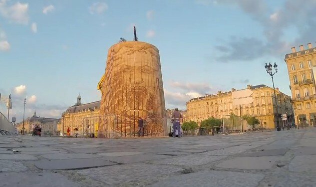 скриншот с видео 