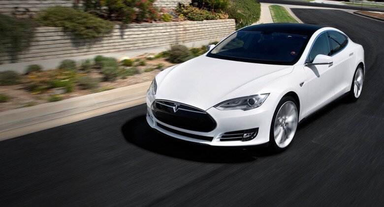 Владелец Tesla решил превратить электрокар в отель | Фото: Thinkstock