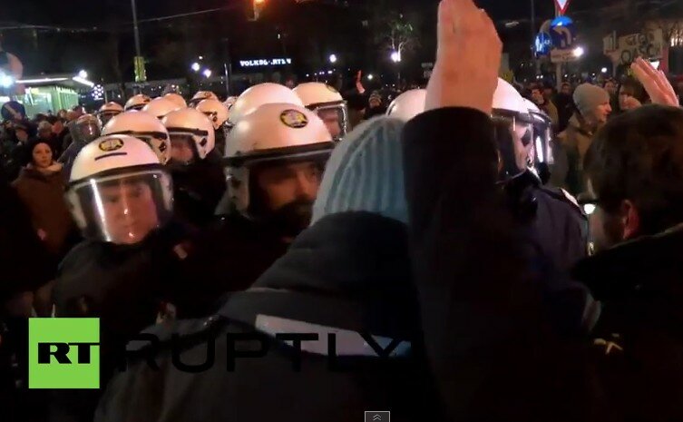 скриншот с видео 
