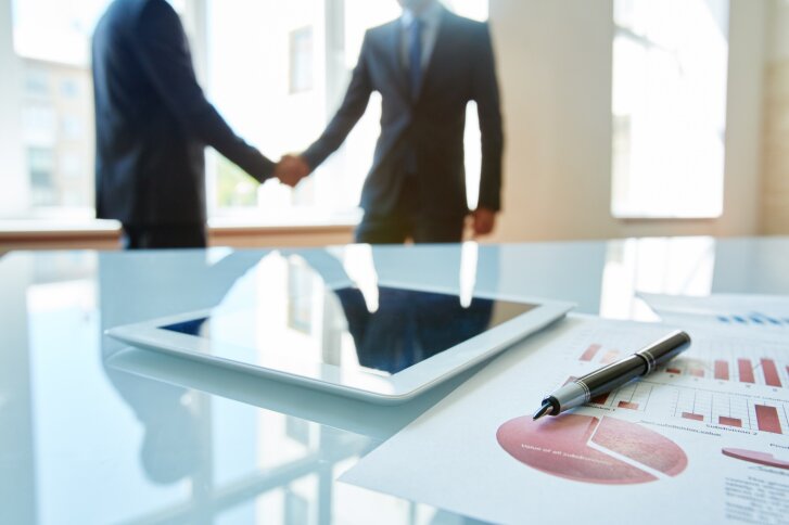 Женам и детям чиновников хотят запретить вести бизнес | Фото: Thinkstock
