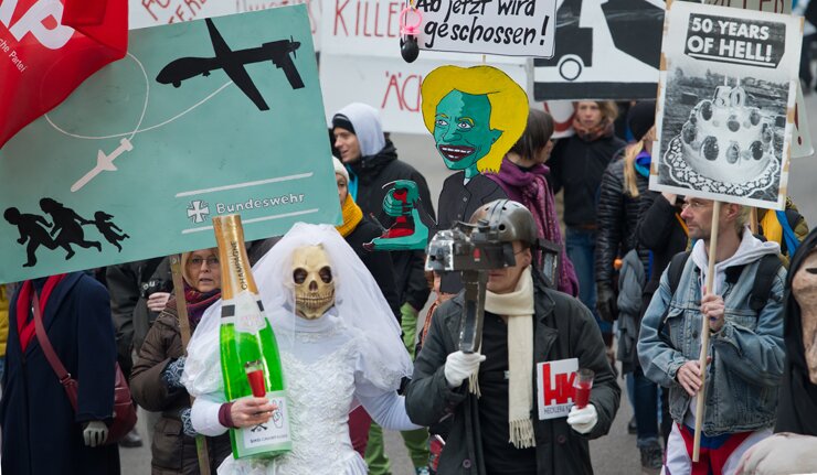 Мюнхен против конференции НАТО | Фото: AFP
