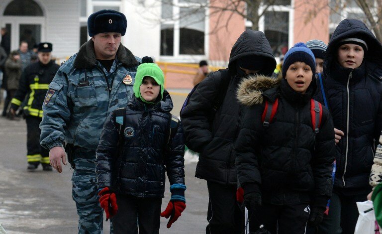 Захват заложников в московской школе | Фото: AFP