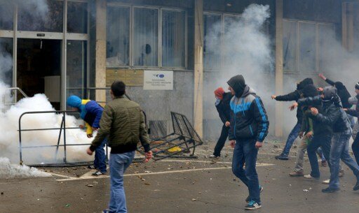 В Боснии жгут здания правтельства | Фото: AFP