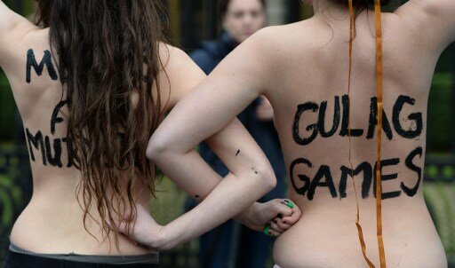 Парижане требуют запретить FEMEN | Фото: AFP