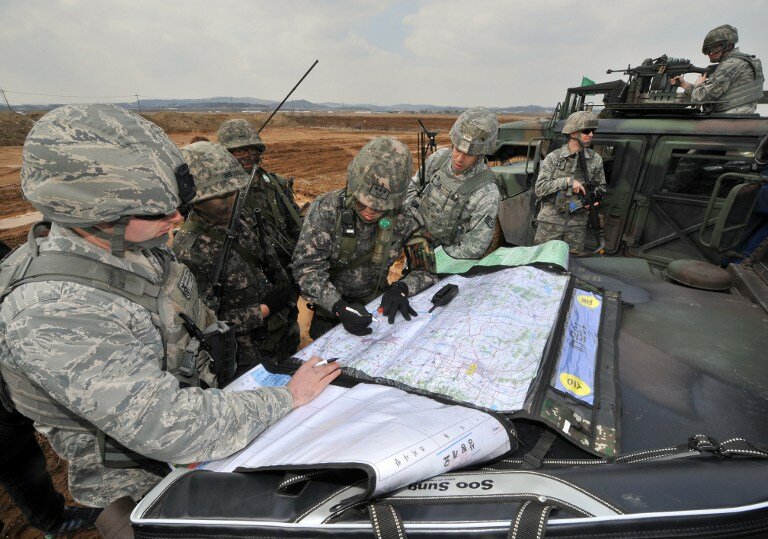 США и Южная Корея проведут совместные учения | Фото: AFP
