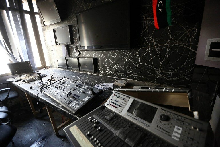В Триполи офис телеканала обстреляли из гранатомета | Фото: AFP
