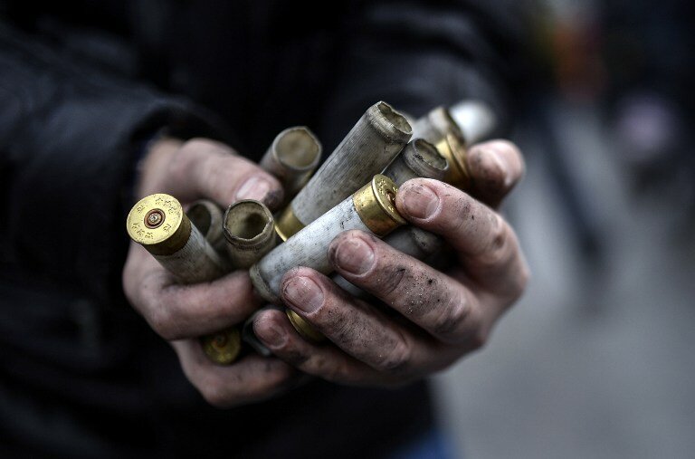 Cо стороны Беркута в протестующих стреляли снайперы | Фото: AFP