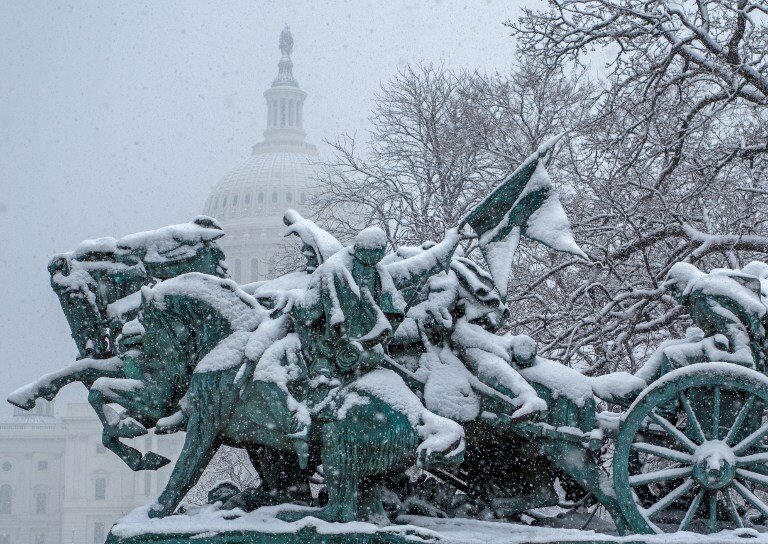 На США обрушился снегопад | Фото: AFP