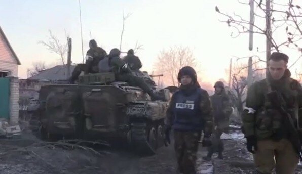 В ДНР сообщили об отводе 200 единиц тяжелого вооружения 