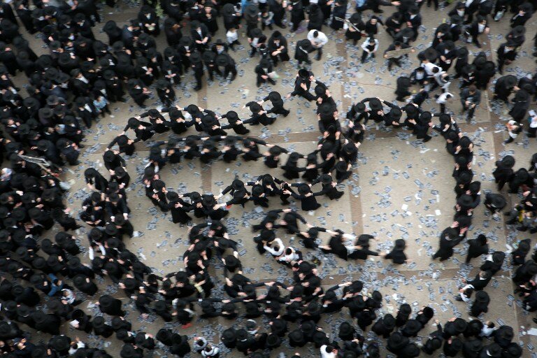 В митинге харедим приняли участие 300 000 человек | Фото: AFP
