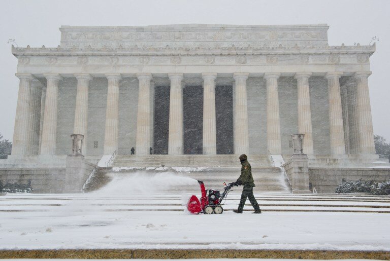 Снежный шторм накрыл США | Фото: AFP