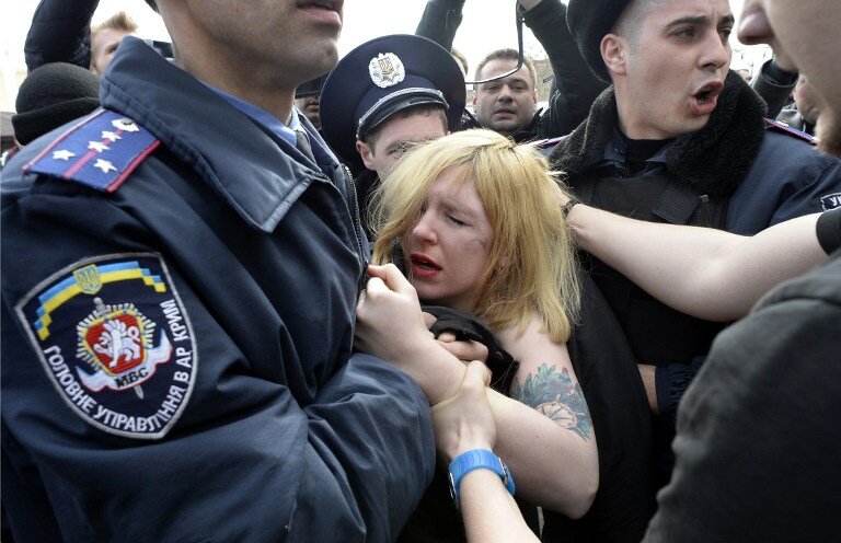 В Крыму запинали FEMEN | Фото: AFP