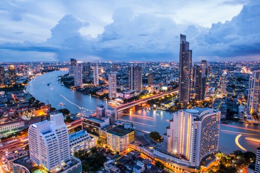 Нужен фальшивый паспорт – езжайте в Таиланд | Фото: Thinkstock
