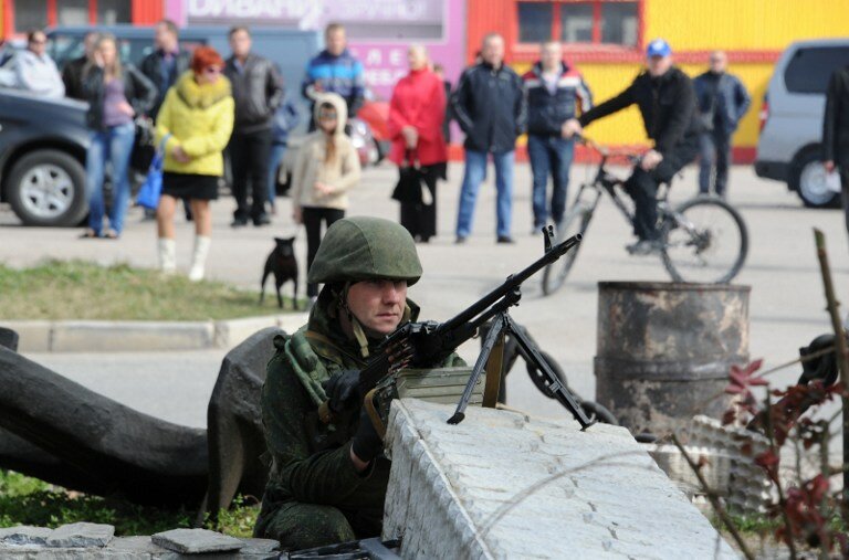 Покидая Севастополь | Фото: AFP