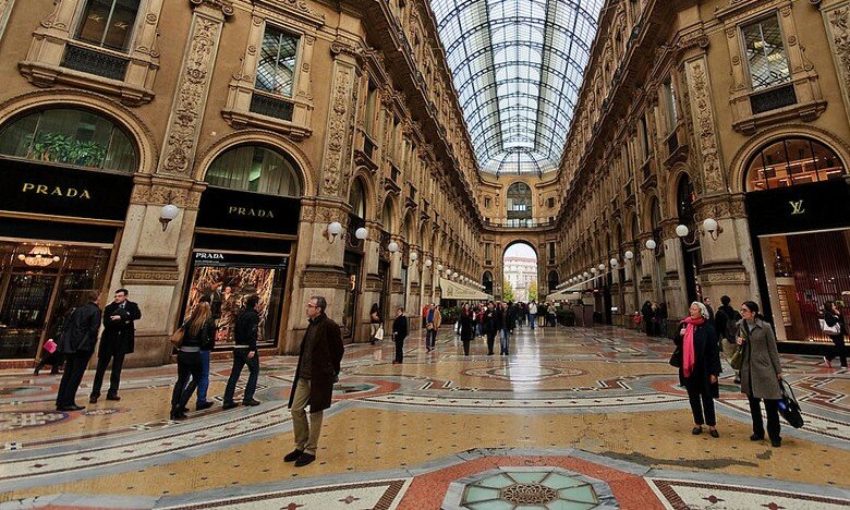 Versace и Prada займутся реставрацией памятников | Фото: AFP