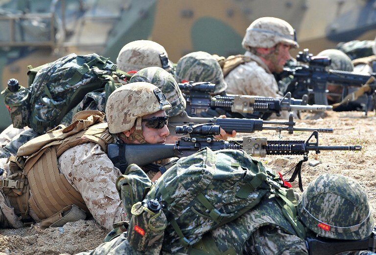 Южная Корея и США проводят военные учения | Фото: AFP