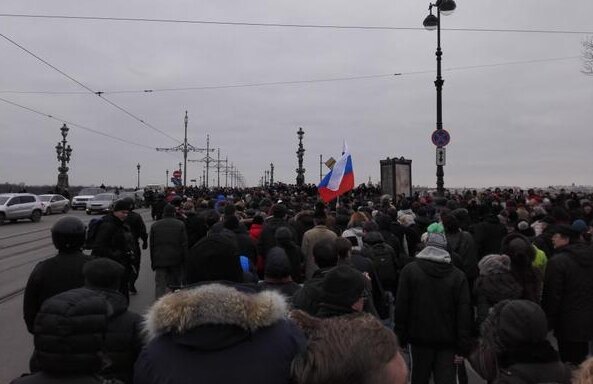 На траурном марше в Москве задержали 50 человек 