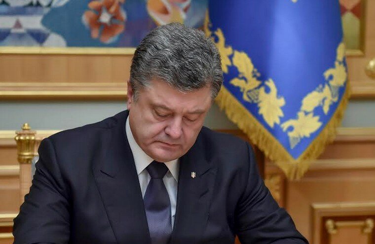 twitter.com/apukraine 