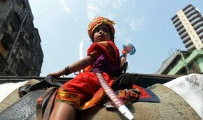 Индусы отмечают `Гуди Падва` - индийский Новый Год | Фото: AFP
