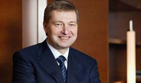 Стало известно имя русского, купившего острова Онассиса