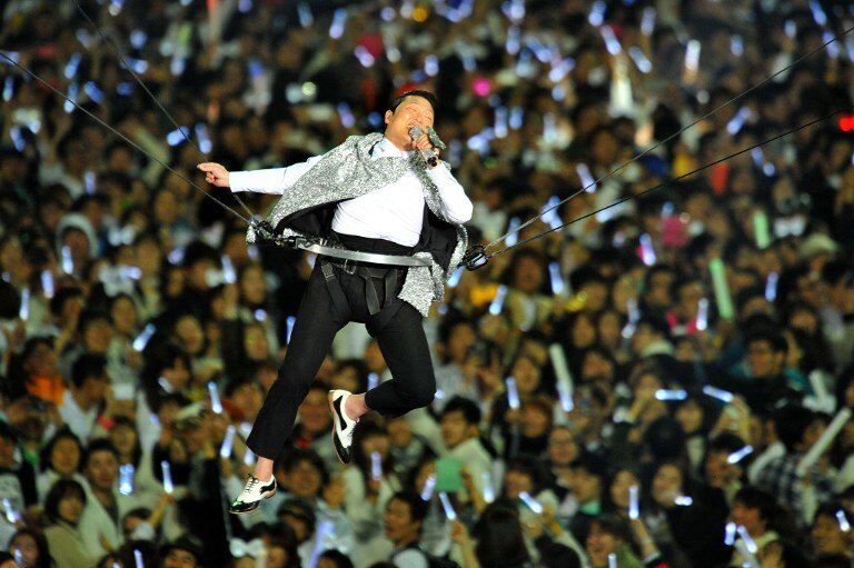 Корейский Psy взорвал интернет | Фото: AFP