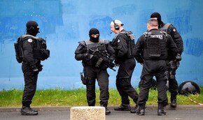 Невероятный побег самого опасного гангстера Франции | Фото: AFP