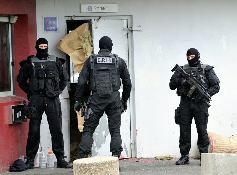 Невероятный побег самого опасного гангстера Франции | Фото: AFP