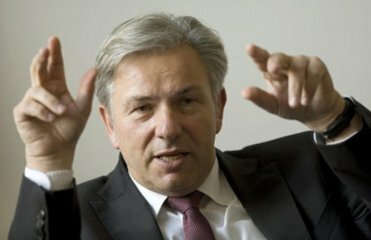 Мэру Берлина прислали кислоту и шприц | Фото: AFP