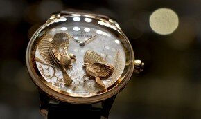 Швейцарские часы превратились в китайские | Фото: AFP