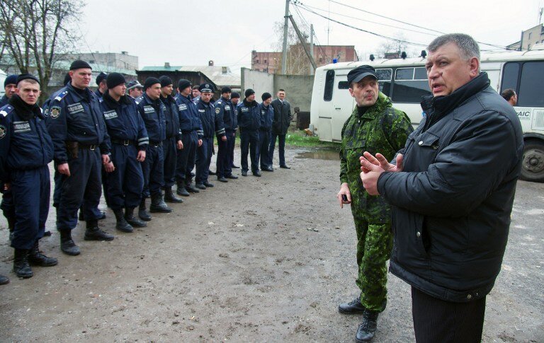 Захват милиции в Горловке под руководством подполковника РФ | Фото: AFP