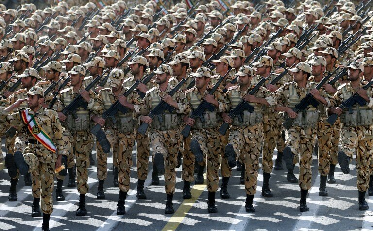 Иранская военная мощь: 6-ствольные пулеметы и симуляторы | Фото: AFP