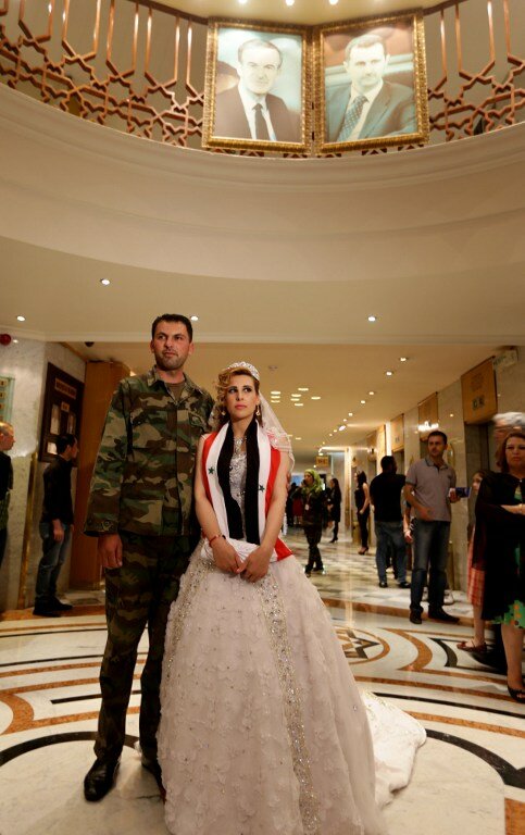 Свадьба на фоне войны в Сирии | Фото: AFP