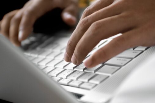 ФБР изучает ноутбук бостонского террориста | Фото: Thinkstock