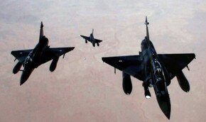 Ливан насчитал в небе 8 израильских самолетов за 14 часов | Фото: AFP