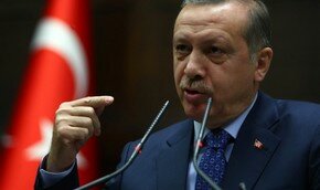Правительство Турции - самое реформистское в Европе | Фото: AFP