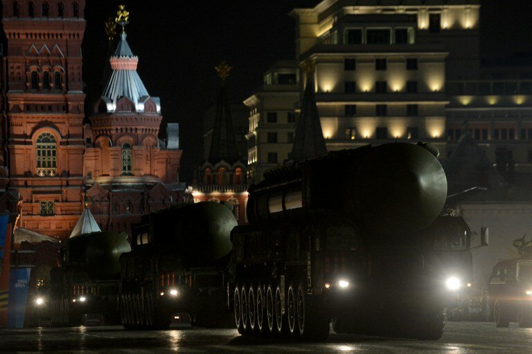 Россия вывела войска на Красную Площадь | Фото: AFP