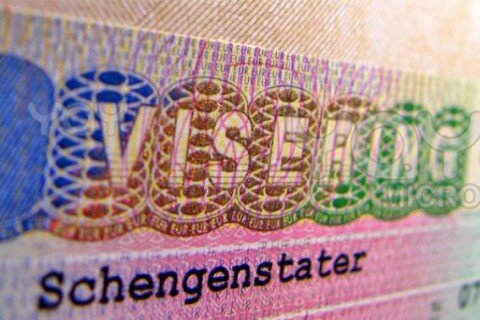Евросоюз упростил получение шенгенской визы для украинцев 