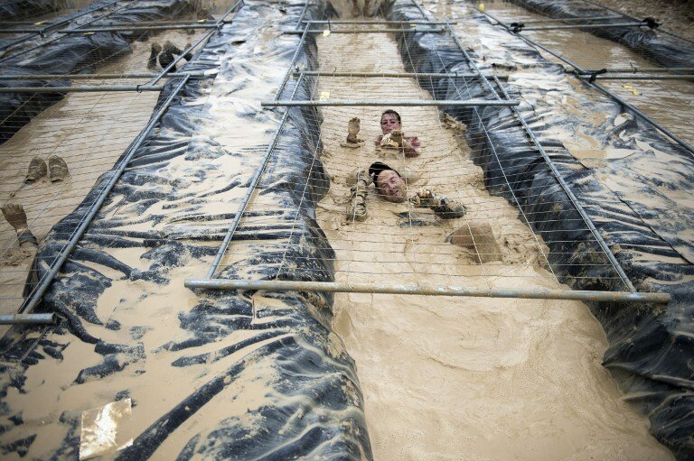 Франция. Праздник грязи | Фото: AFP