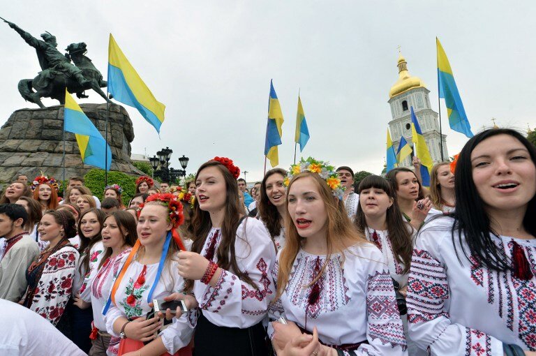 Марш вышиванок в Киеве | Фото: AFP