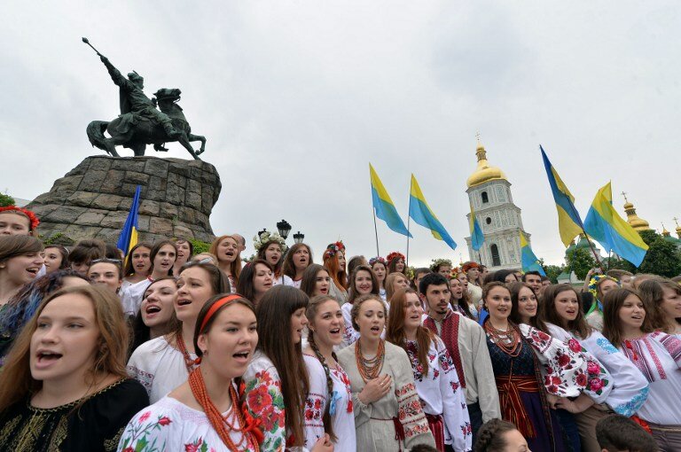 Марш вышиванок в Киеве | Фото: AFP