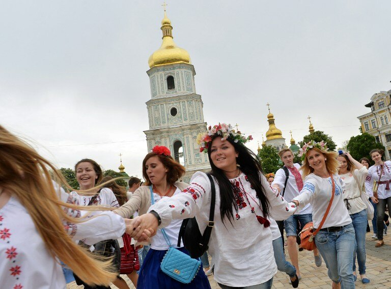 Марш вышиванок в Киеве | Фото: AFP